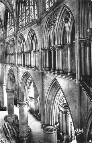 Frankreich 72 Interieur de la Cathedrale ngl 198.740