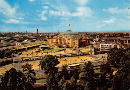 Frankfurt (Main) Blick auf das Messegelände gl1961 199.873