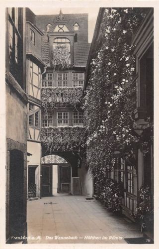 Frankfurt (Main) Das Wannebach Höfchen im Römer ngl 199.888