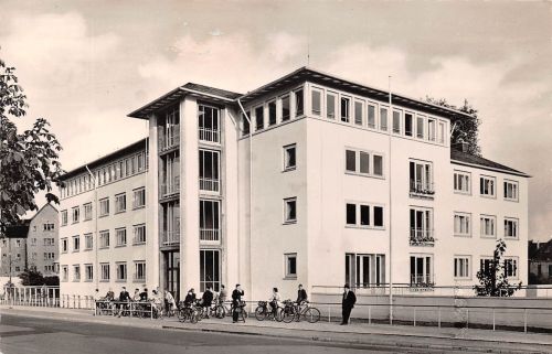 Frankfurt (Main) Haus der Jugend ngl 300.138