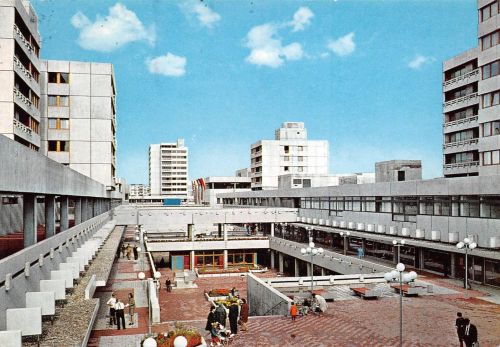 Frankfurt (Main) Nordwest-Stadt Einkaufszentrum gl1972 300.141