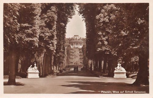Potsdam Sanssouci Blick auf Schloß ngl 300.204