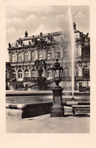 Dresden Zwinger bahnpgl1955 300.306