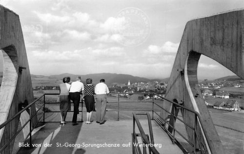 Sport Blick von der St.-Georg-Sprungschanze auf Winterberg ngl 300.616