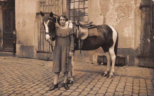 Motiv Tiere Pferd, Frau, Fotokarte ngl 301.139