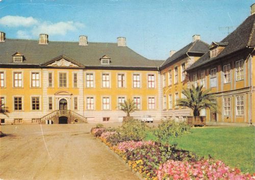 Oranienbaum Ehrenhof und Schloß gl1985 302.655
