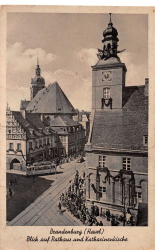 Brandenburg (Havel) Rathaus und Katharinenkirche gl1941 302.673