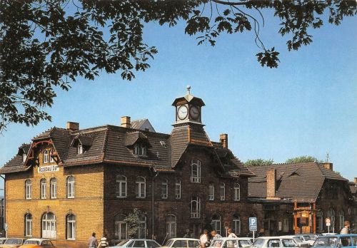 Radebeul-Ost Bahnhofsgebäude ngl 304.781