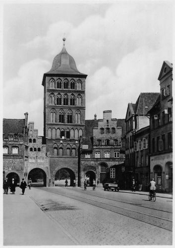 Lübeck Burgtor von der Stadtseite ngl 304.865