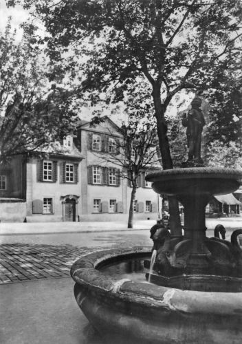 Weimar Schillerhaus mit Gänsemännchenbrunnen gl 304.962