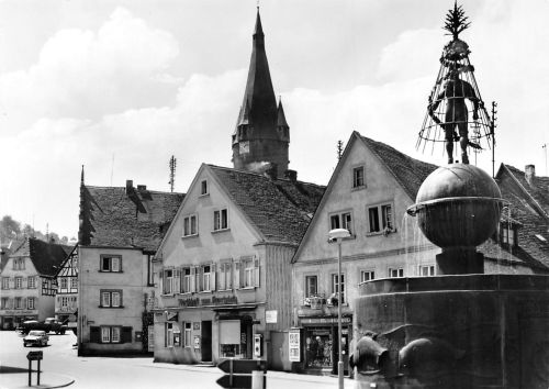 Neunkirchen (Saar) Marktplatz mit Brunnen ngl 305.044