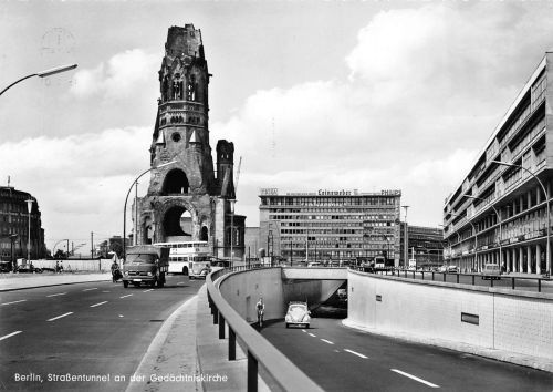 Berlin Straßentunnel an der Gedächtniskirche ngl 305.473
