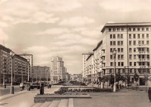 Berlin Stalinallee Blick nach Westen gl1960 305.477