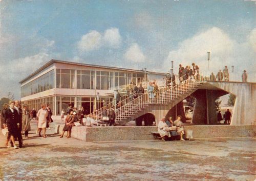 Erfurt IGA Rendezvousbrücke mit Hauptgaststätte gl1966 305.495