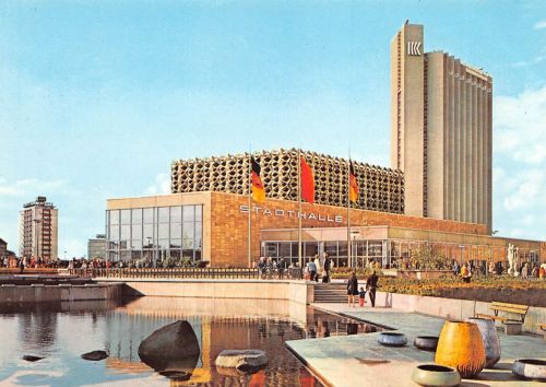 Karl-Marx-Stadt Stadthalle ngl 305.514