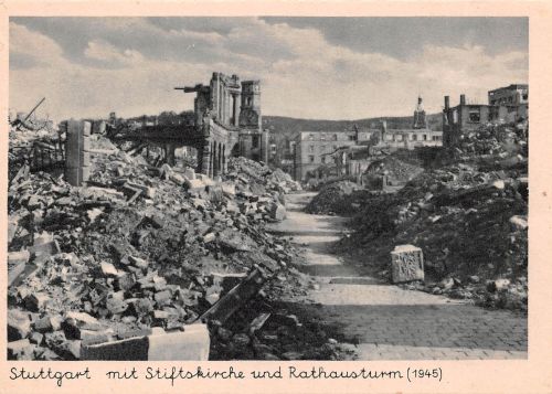 Stuttgart mit Stiftskirche und Rathausturm (1945) ngl 305.677