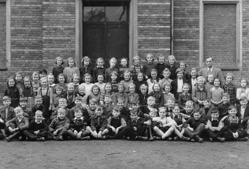 Bendorf a.Rhein Schulklasse Fotokarte ngl 305.839