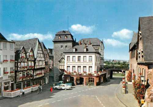 Linz a. Rhein Burgplatz ngl 305.860