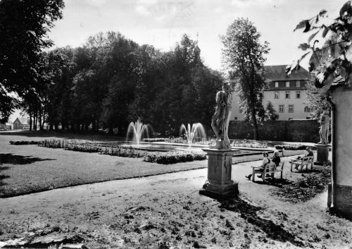 Berleburg Partie im Schloßpark gl1965 305.957