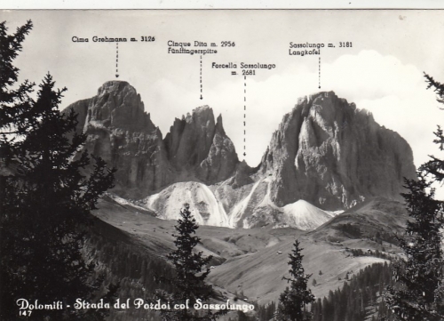 Dolomiti, Pordoistrasse mit Sasso Lungo ngl G3788
