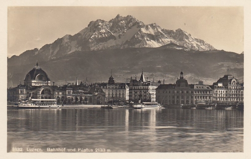 Luzern, Bahnhof und Pilatus ngl E2097