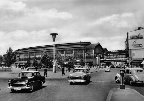 Berlin Bahnhof Friedrichstraße ngl 171.953