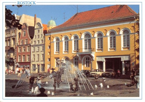 Rostock Barocksaal mit Brunnen der Lebensfreude gl1993 172.294