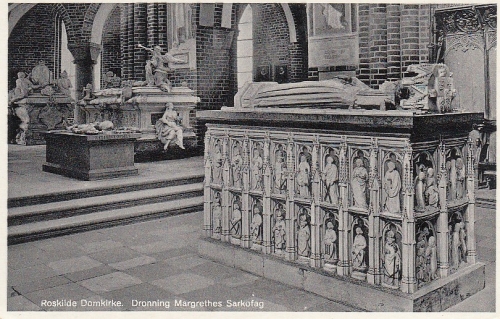 Roskilde, Domkirke, Dronning Margarethes Sarkofag ngl E4988