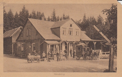 Heuberg, Postkutsche und Güllewagen vor Gasthaus gl1919 E6042