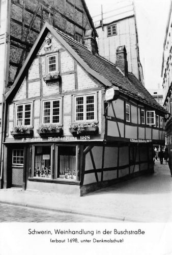 Schwerin Weinhandlung in der Buschstraße gl1973 174.035