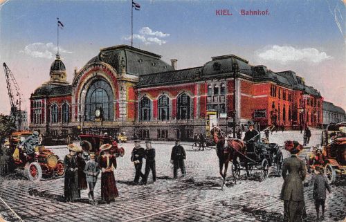 Kiel Bahnhof marinepgl1918 175.842