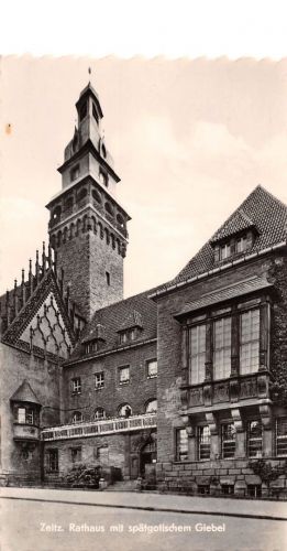 Zeitz Rathaus mit spätgotischem Giebel gl1962 177.642