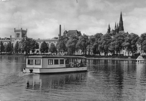 Schwerin Fähre "Schwerin" auf dem Pfaffenteich gl1970 179.478