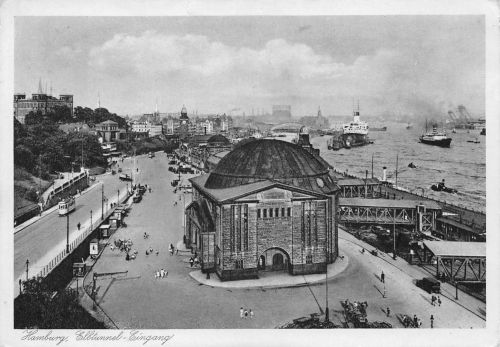 Hamburg Elbtunnel-Eingang ngl 185.737