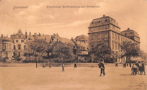 Darmstadt Grossherzogl. Residenzschloß und Paradeplatz gl1907 186.640