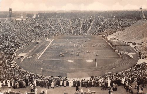 Leipzig Zentralstadion ngl 186.979