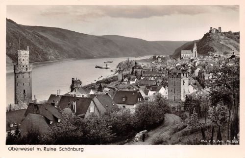 Oberwesel mit Ruine Schönburg ngl 189.010