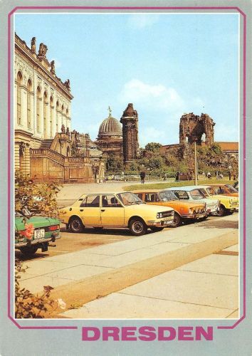 Dresden Blick zur Ruine der Frauenkirche ngl 189.380