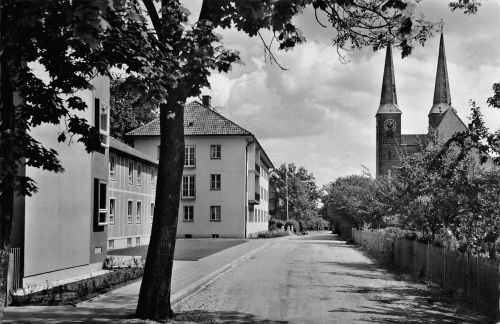 Neuendettelsau Schwesternhaus und Kirche ngl 190.468