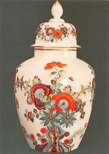 Meissen a. Elbe Schauhalle Deckelvase ngl 190.810