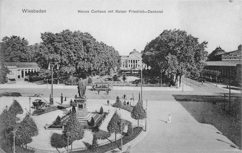 Wiesbaden Curhaus mit Kaiser Friedrich-Denkmal ngl 193.637