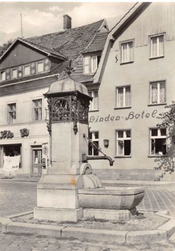 Buckow (Märk. Schweiz) Marktbrunnen ngl 196.118