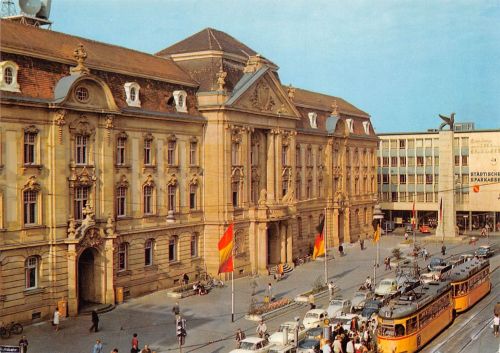 Karlsruhe Hauptpost ngl 197.037
