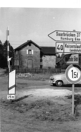 Kirrberg/Saar? FOTO Bahnübergang ngl 197.592