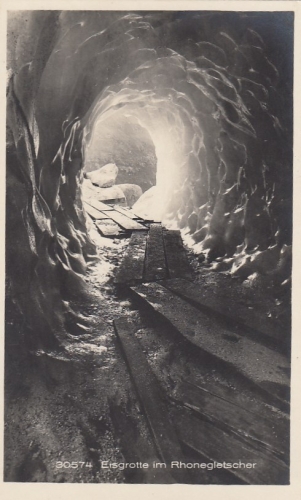 Eisgrotte im Rhonegletscher ngl F1716