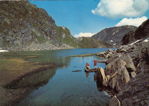 Oberalp Lai Tuma mit Piz Cavradi glum 1960? F4339