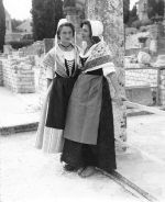 Frankreich Costumes de Provence Comtadines FOTO ngl 302.295