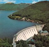 Edersee mit Sperrmauer u.Schloss Waldeck gl1989 304.554