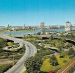 Mannheim Brückenauffahrt mit Blick auf Ludwigshafen gl1981 305.064
