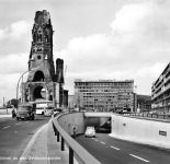 Berlin Straßentunnel an der Gedächtniskirche ngl 305.473